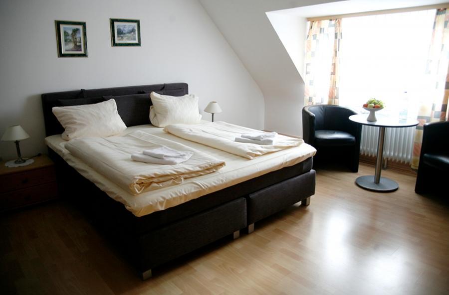 Hotel Am Markt Kleinblittersdorf Экстерьер фото